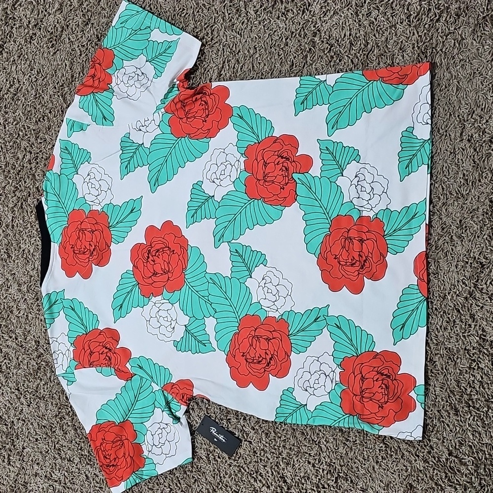 NWT Primitive Floral Crew Tee XXL Pocket T-Shirt All Over Print AOP Roses - Picture 7 of 7